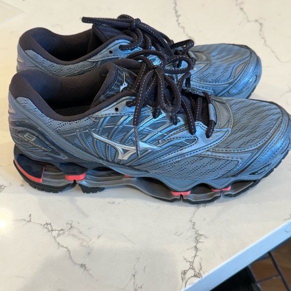 Mizuno Wave Prophecy 8 Running Shoes - Picture 1 of 4